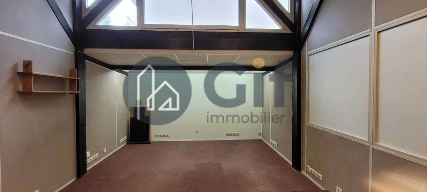 Bureau 21 m² à louer à ST MAUR